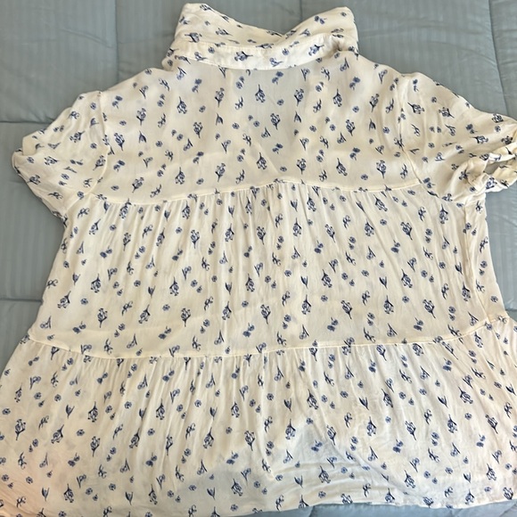 One Clothing Womens Floral Blouse - Picture 4 of 5